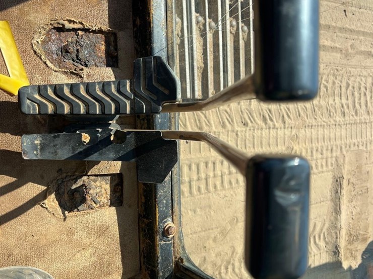 2000-caterpillar-322bl-image-36