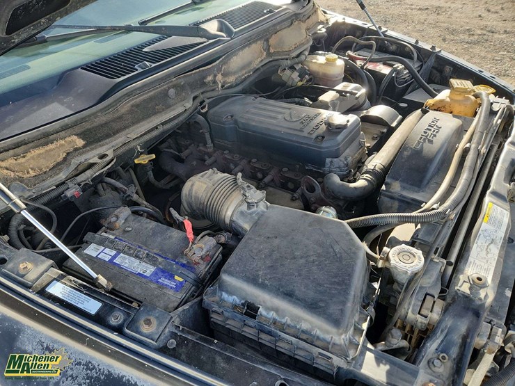 2004-dodge-ram-3500-image-27