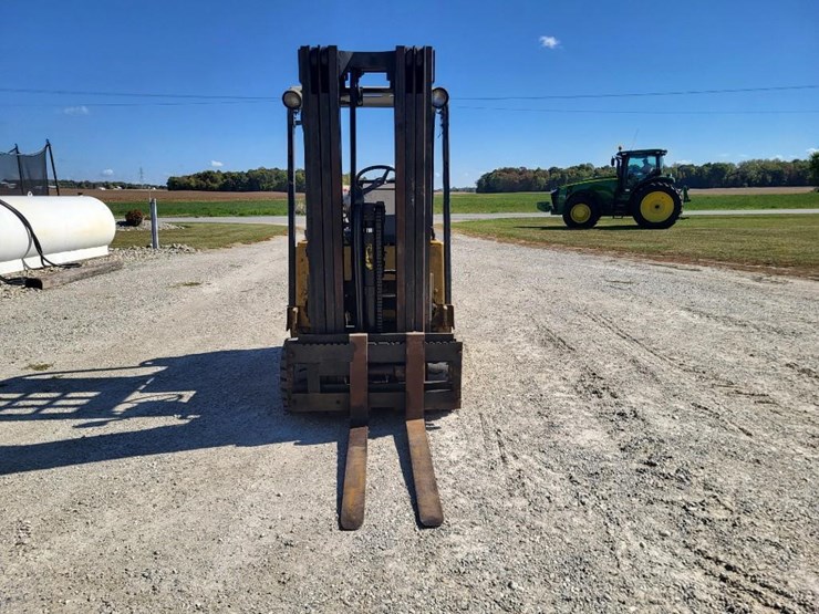 clark-t500-forklift-image-8