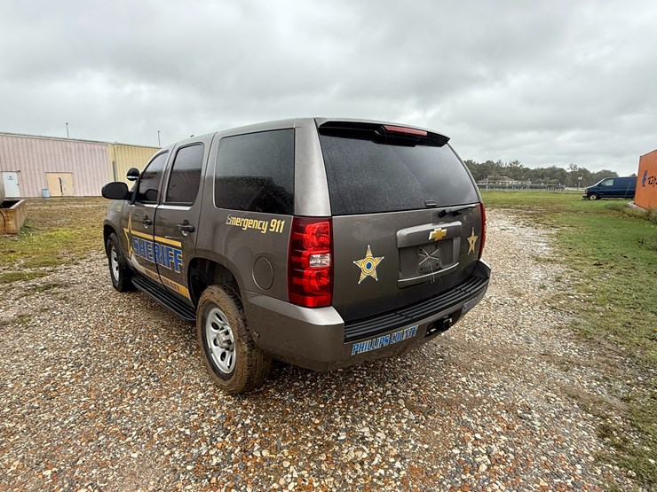 2014-chevrolet-tahoe-image-4