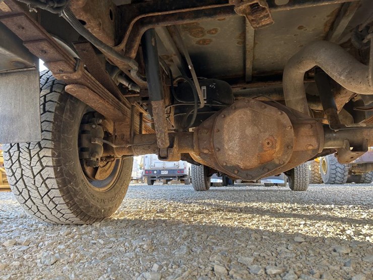 2008-dodge-3500-image-26