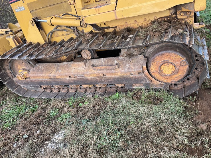 caterpillar-d5c-xl-image-15