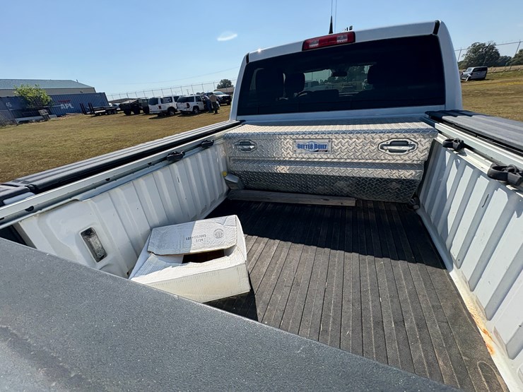 2017-dodge-1500-image-9