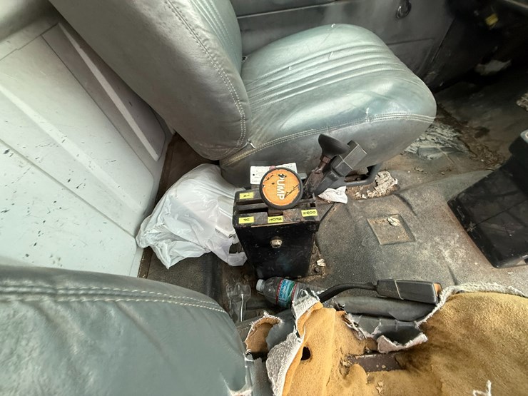 2002-caterpillar-3126-image-46