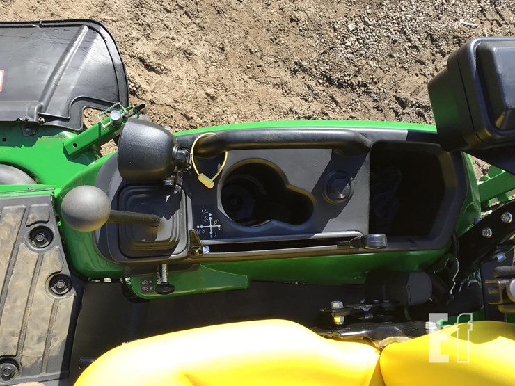 2018-john-deere-1025r-image-20