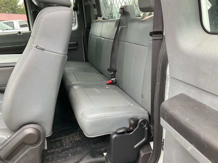 2011-ford-f450-image-15