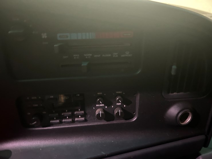 1992-ford-e350-image-52