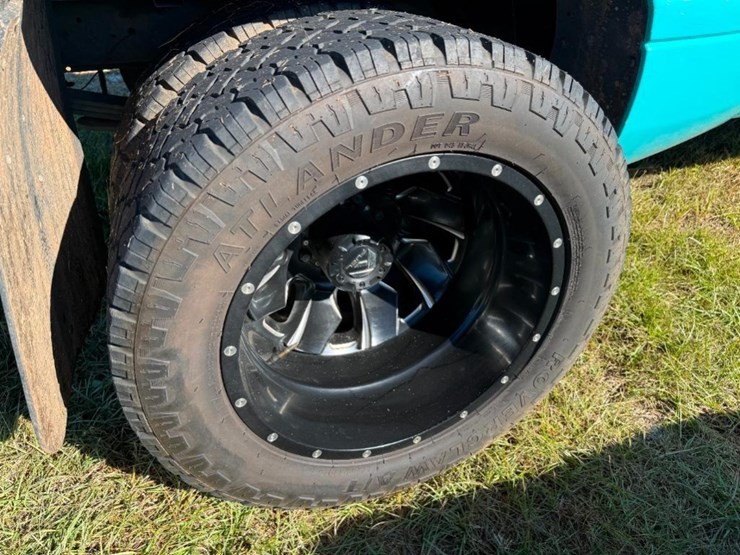 1996-dodge-ram-3500-image-9