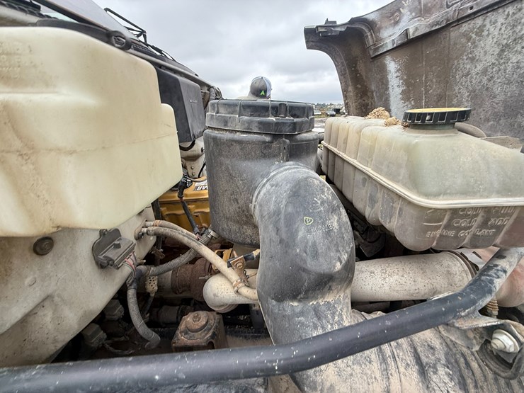 2002-caterpillar-3126-image-33