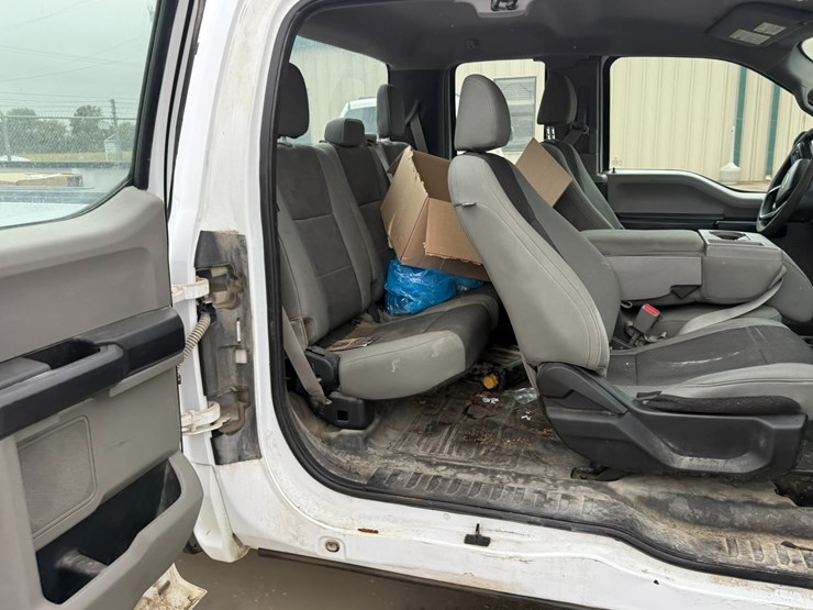 2017-ford-f150-image-25