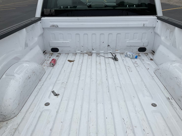 2020-ford-f150-image-10