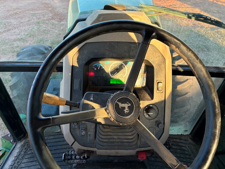 2017-john-deere-6115d-image-15
