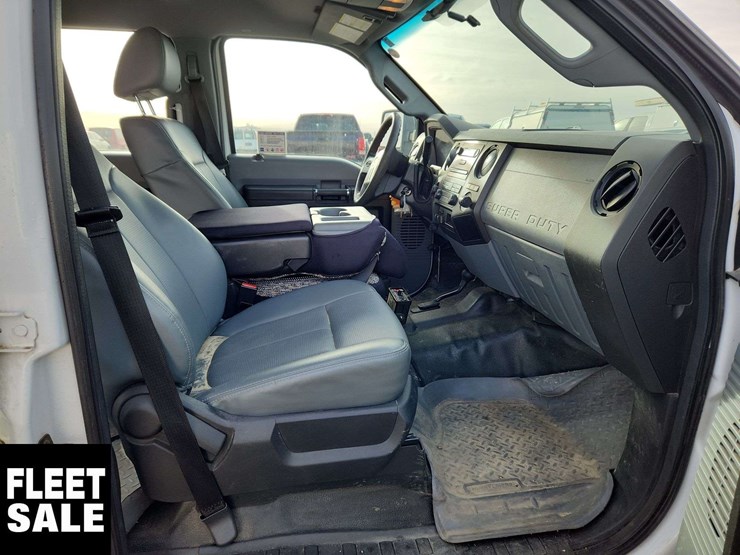 2016-ford-f350-image-30