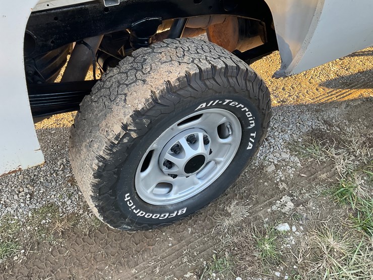 2012-chevrolet-silverado-image-8