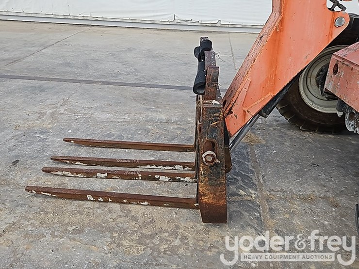 2005-sky-trak-6036-image-15