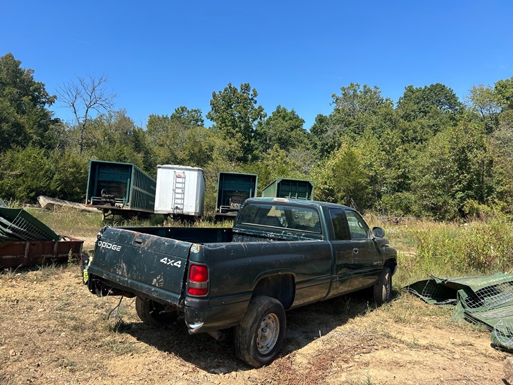 2001-dodge-ram-1500-image-3