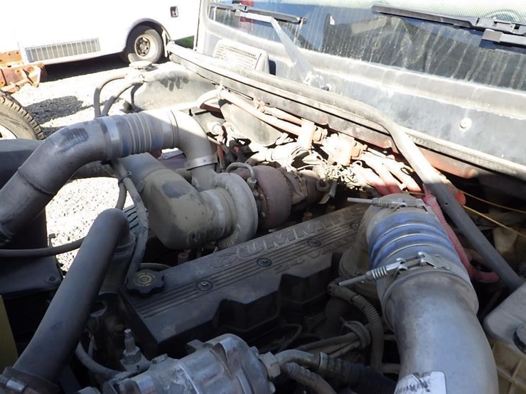 2002-freightliner-fl50-image-16