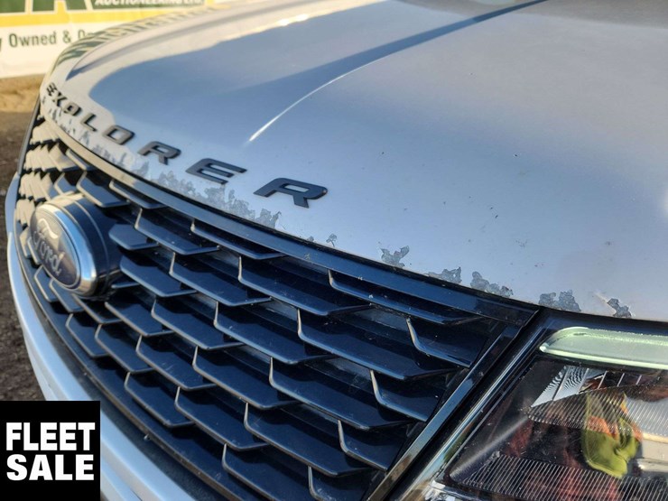 2018-ford-explorer-image-34