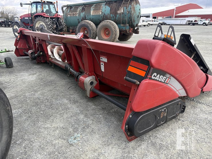2010-case-ih-3208-image-2