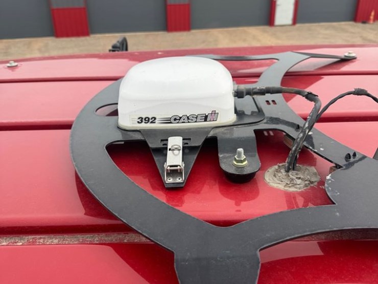 2023-case-ih-wd2505-swather-(mn1137)-image-7