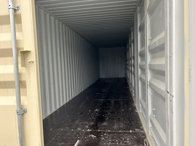 2025-40'-high-cube-shipping-container-image-8
