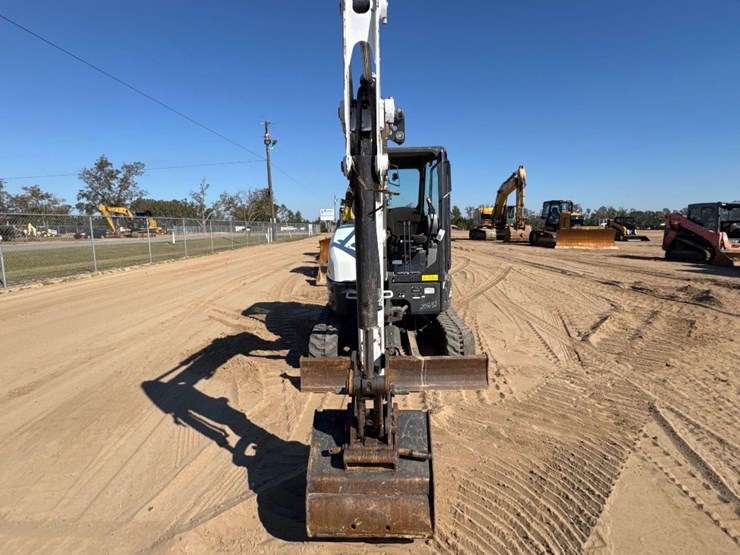 2020-bobcat-e35-image-7