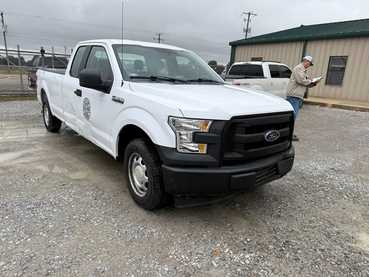 2017-ford-f150-image-2
