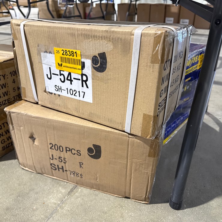 #28381 • Lot of LED Red Clearance Lights