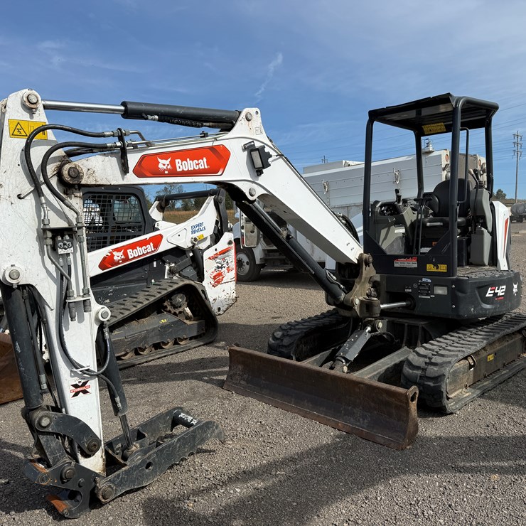 2020 BOBCAT E42
