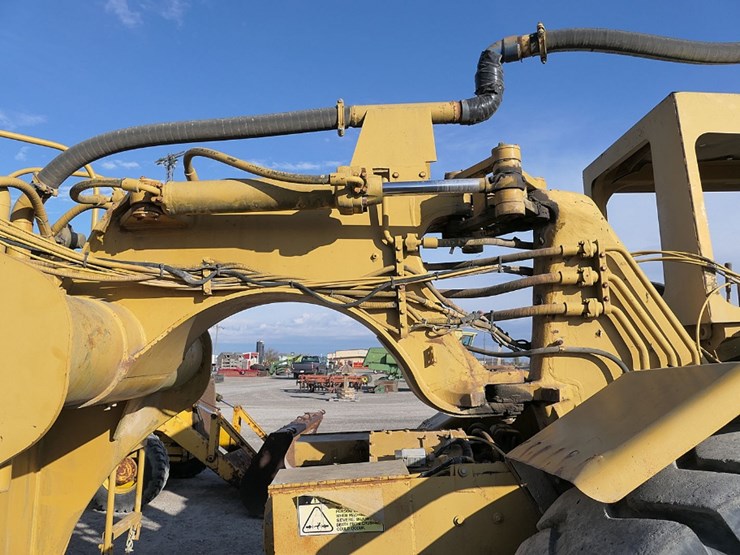 caterpillar-613b-image-18