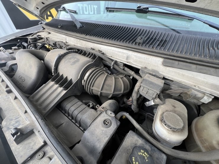 2008-ford-e250-sd-image-12