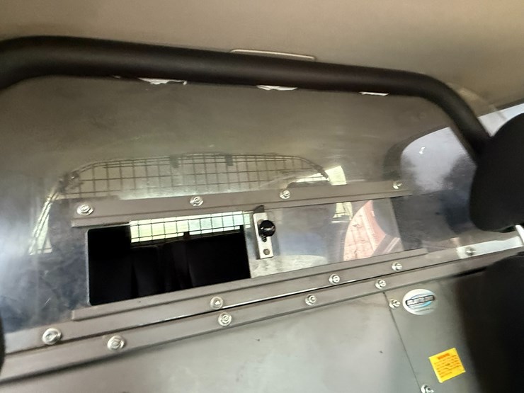 2014-chevrolet-tahoe-image-44