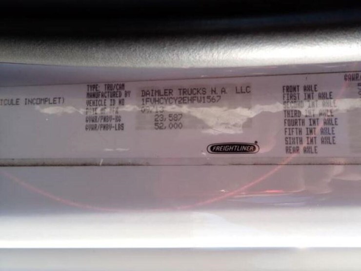 2014-freightliner-business-class-m2-106-image-9