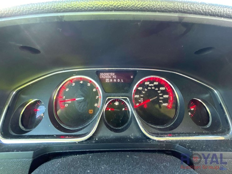 2014-gmc-acadia-image-17