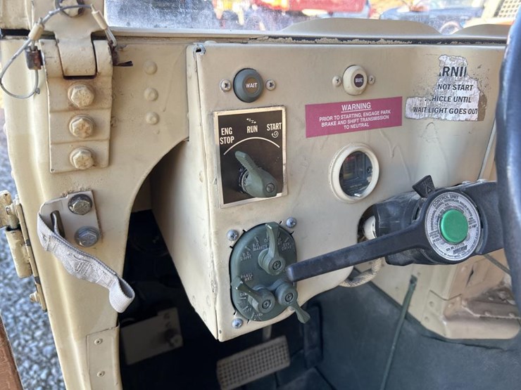 #5036-•-hummer-hmmwv-image-59