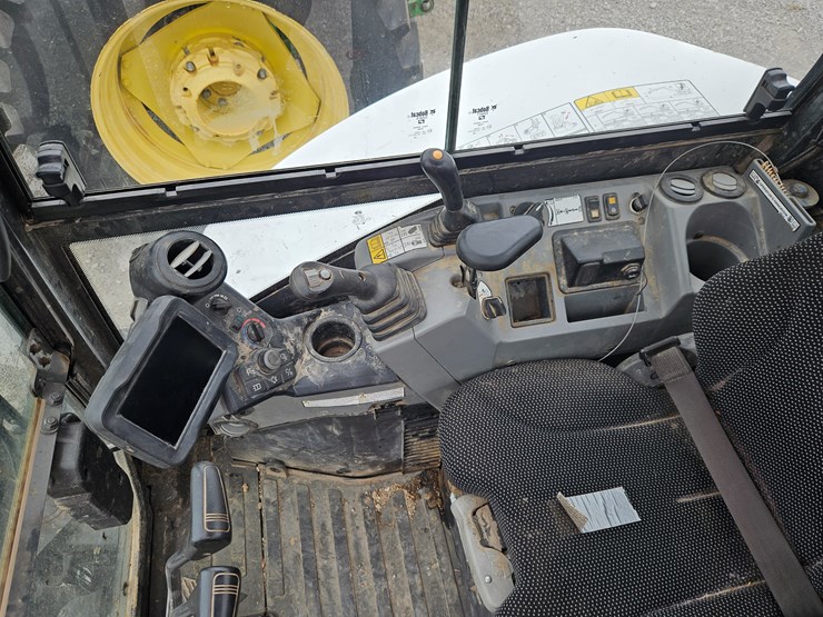 2022-bobcat-e60-image-12