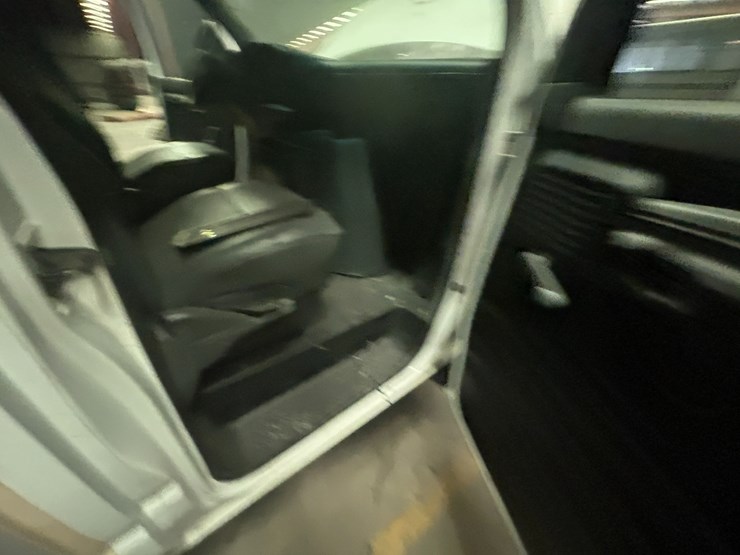 1992-ford-e350-image-32