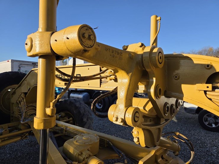 caterpillar-140-image-20