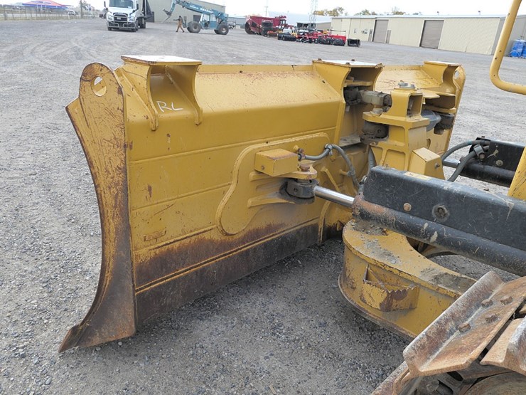 2015-caterpillar-d6n-xl-image-11