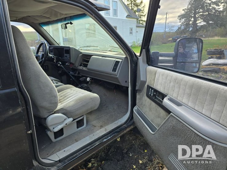 1992-gmc-k3500-image-30