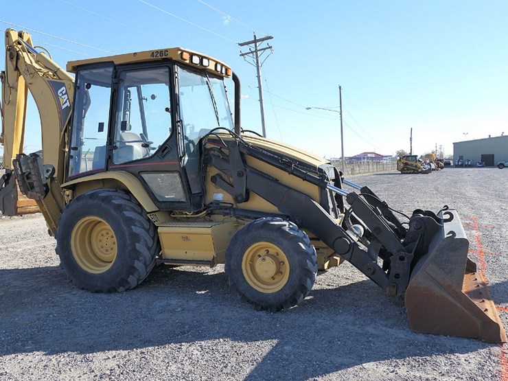 caterpillar-426b-image-4