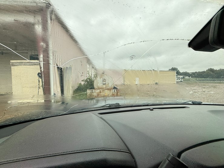 2015-chevrolet-tahoe-image-56