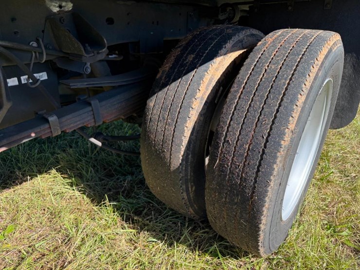 2020-dodge-ram-5500-image-24