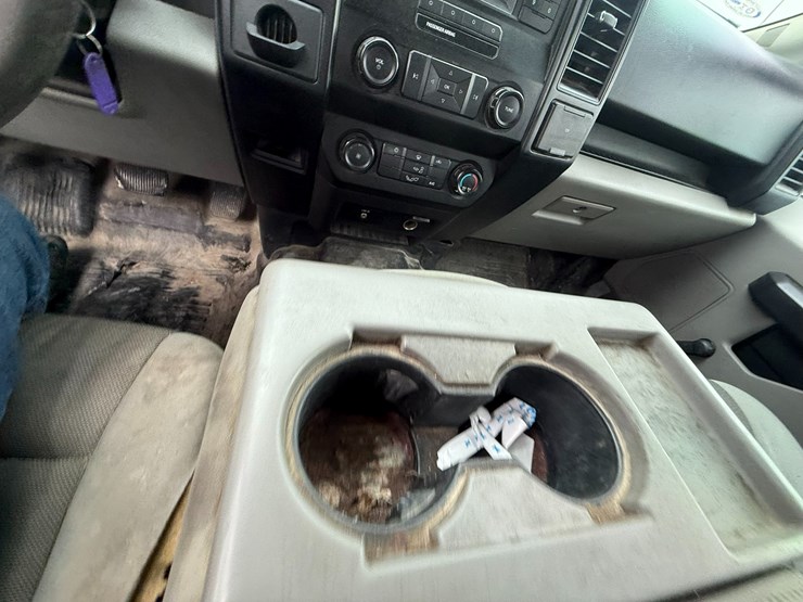 2017-ford-f150-image-52