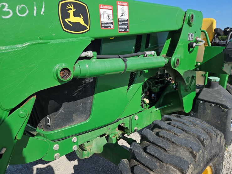 2016-john-deere-5085e-image-7