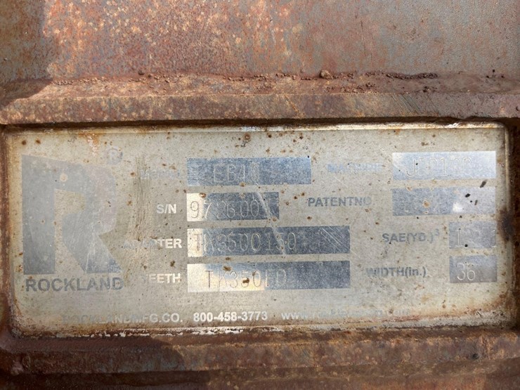 deere-245g-lc-image-9