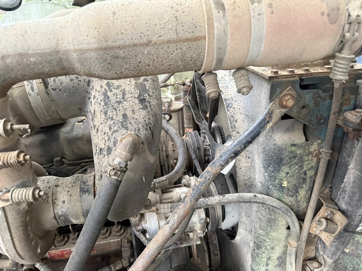 #22576-•-inop-1987-mack-r600k-t/a-single-cab-truck-tractor-vin:-1m3n231k8ht004087-image-40