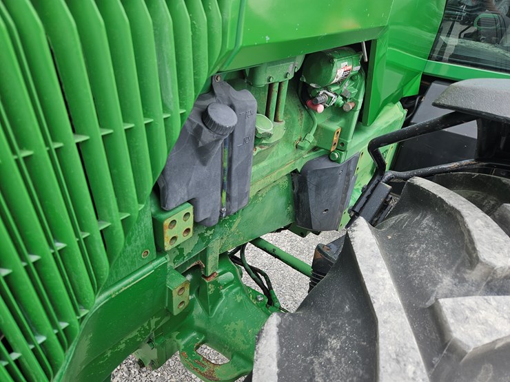 2001-john-deere-8110-image-3