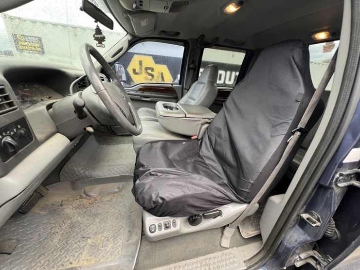 2004-ford-f350-image-28