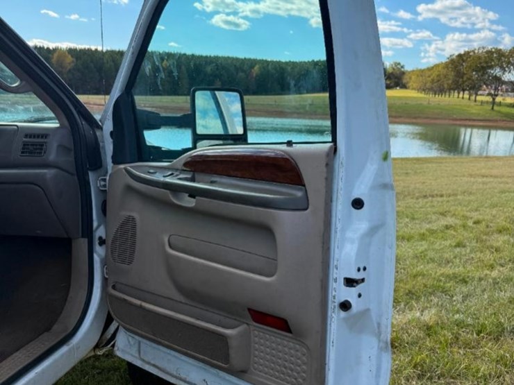 2001-ford-f250-lariat-image-23